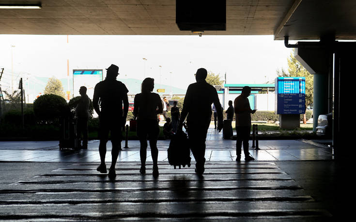 Στα ύψη η επιβατική κίνηση στα ελληνικά αεροδρόμια τον Μάρτιο