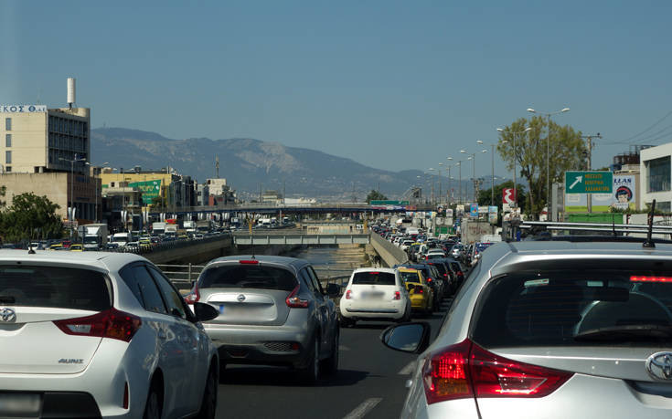 Το απόλυτο χάος στους δρόμους της Αθήνας