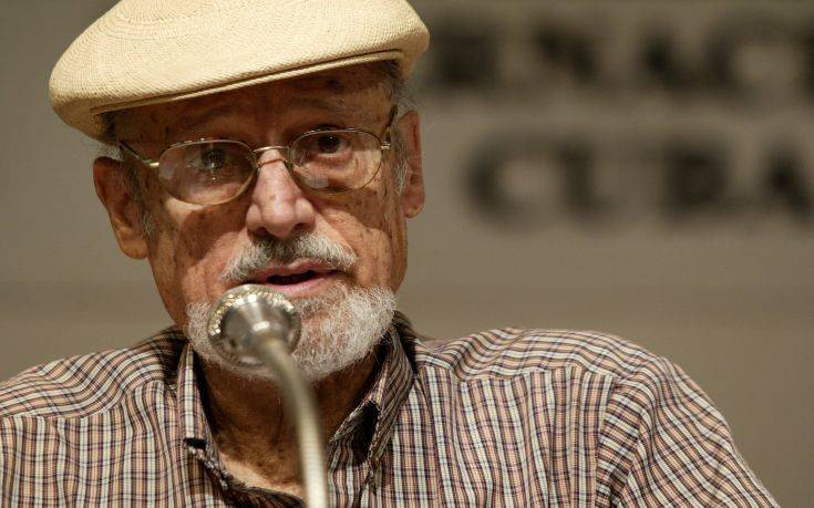 Απεβίωσε ο ποιητής Ρομπέρτο Φερνάντες Ρεταμάρ, συνεργάτης του Φιντέλ Κάστρο