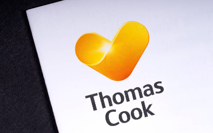Thomas Cook: Αγωνία και αναζήτηση εκατομμυρίων ευρώ για να επιβιώσει