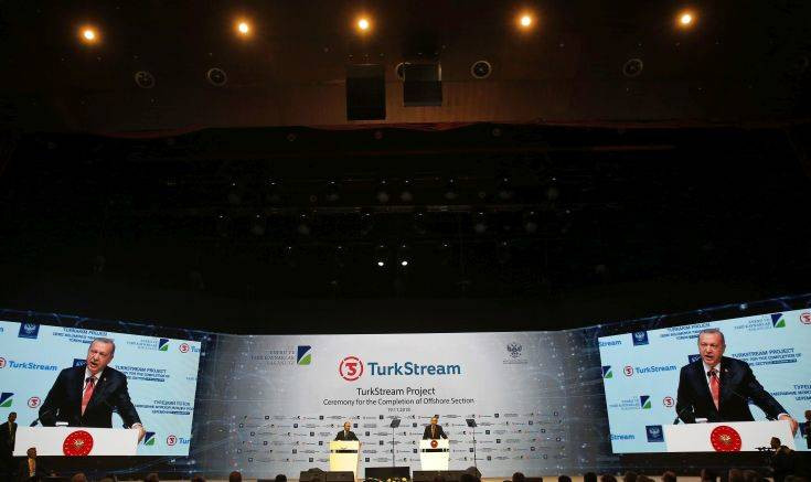 Πιθανή επίσκεψη Ερντογάν στη Μόσχα για τα εγκαίνια του Turkish Stream