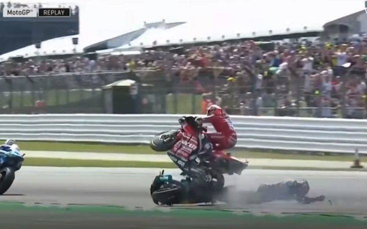 Τρομακτικό ατύχημα στο MotoGP, Ducati τυλίχθηκε στις φλόγες