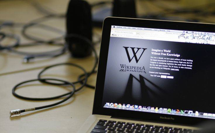 H Μόσχα διαθέτει δισεκατομμύρια ρούβλια για τη δική της Wikipedia