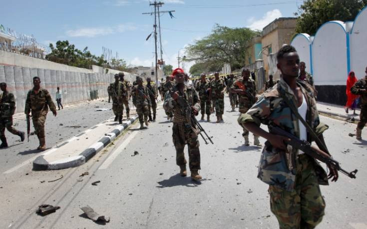 Όλο και περισσότερο η Σομαλία βυθίζεται στο χάος και το αίμα