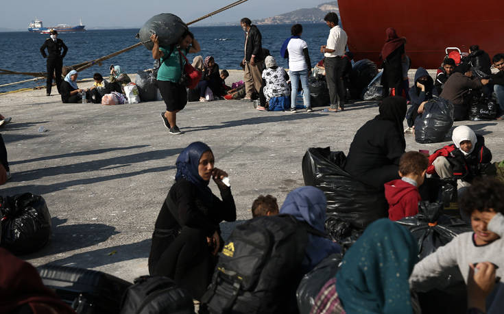 Σε ξενοδοχεία στη Βόρεια Ελλάδα οι πρόσφυγες που έφτασαν από τη Σάμο