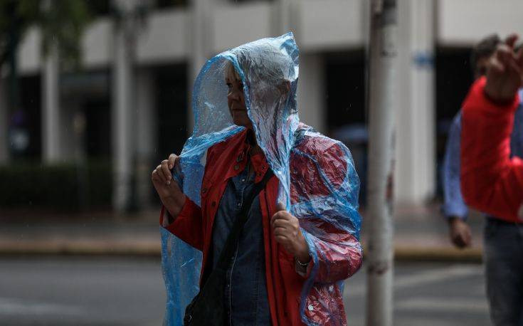 Καιρός: Βροχές σε όλη τη χώρα την Παρασκευή, κατά τόπους χαλαζοπτώσεις