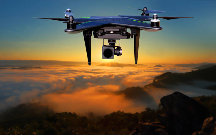 Τι γίνεται όταν πετάς ένα drone μέσα σε ηφαιστειακούς κρατήρες;