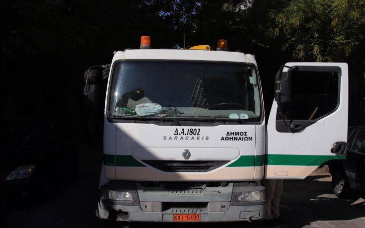 Έκλεψαν το κλειδί από φορτηγό κατά την επιχείρηση της Αστυνομίας σε υπό κατάληψη κτίριο δίπλα στην ΑΣΟΕΕ