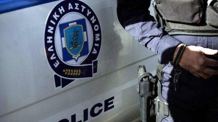 Σε διαθεσιμότητα δύο αστυνομικοί στην Κρήτη