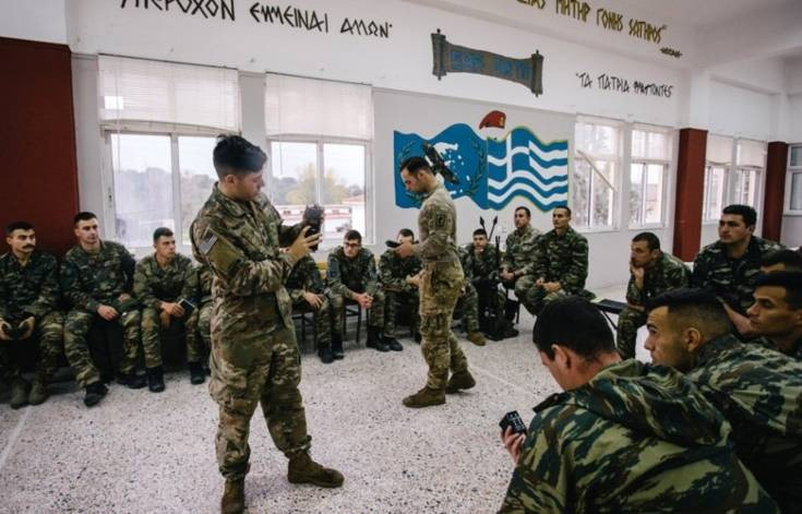 Έλληνες στρατιώτες δίδαξαν σε Αμερικανούς αλεξιπτωτιστές το Krav Maga