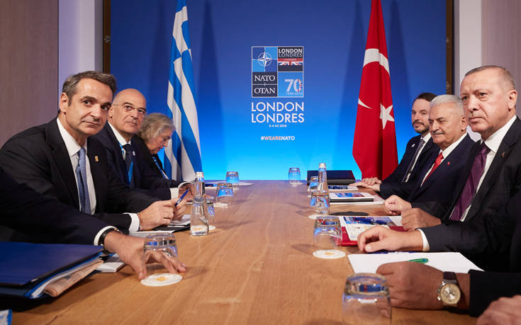 Η χρωματική σημειολογία της γραβάτας στις 20 και πλέον συναντήσεις του Ερντογάν με Έλληνες πρωθυπουργούς