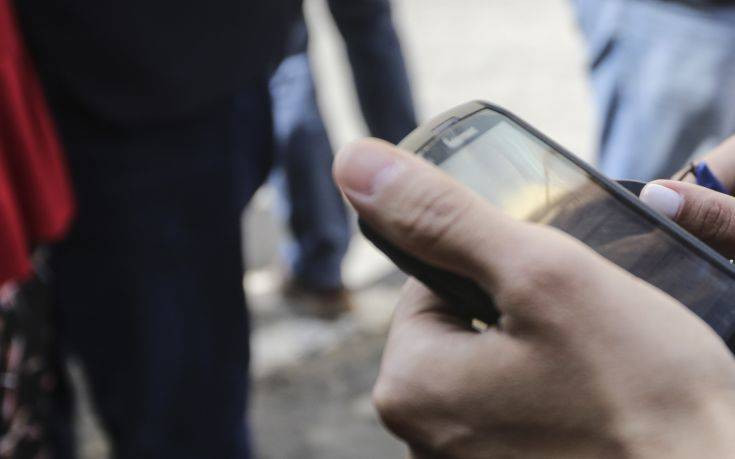 Με tablets και smartphones οι έλεγχοι στις επιχειρήσεις της Θεσσαλονίκης