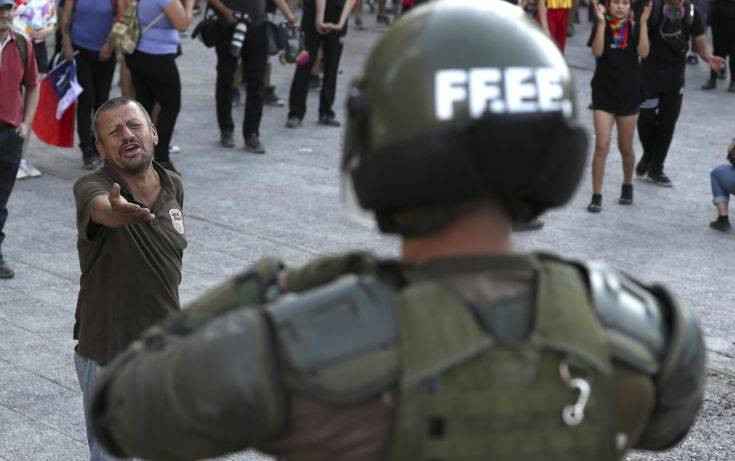 Οργή για τις δηλώσεις Πινιέρα αναφορικά με την αστυνομική βία κατά διαδηλωτών στη Χιλή