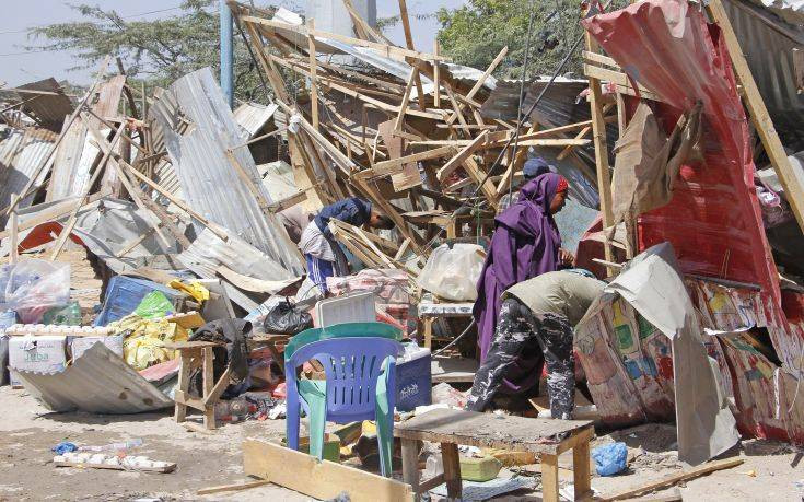 «Ξένη χώρα» βλέπουν οι Αρχές της Σομαλίας για τη βομβιστική επίθεση στο Μογκαντίσου