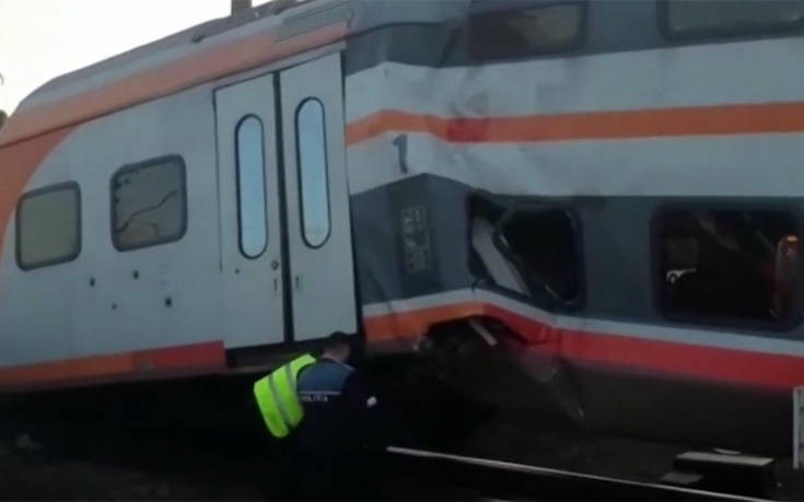 Ρουμανία: Σφοδρή σύγκρουση τρένων με τουλάχιστον 10 τραυματίες