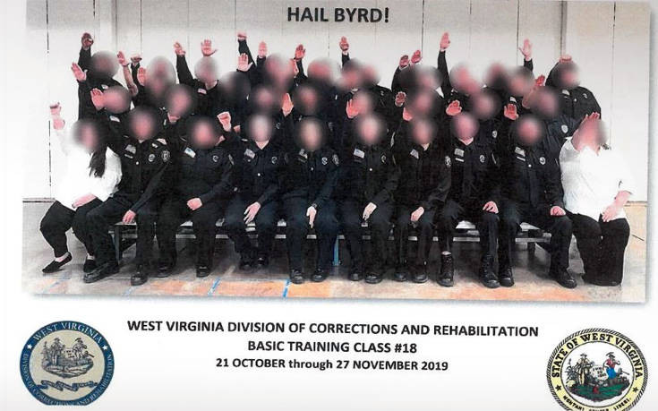 ΗΠΑ: Απολύονται εκπαιδευόμενοι φρουροί φυλακών εξαιτίας ομαδικού ναζιστικού χαιρετισμού