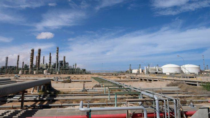 Έπεσε κατά 75% η παραγωγή πετρελαίου στη Λιβύη