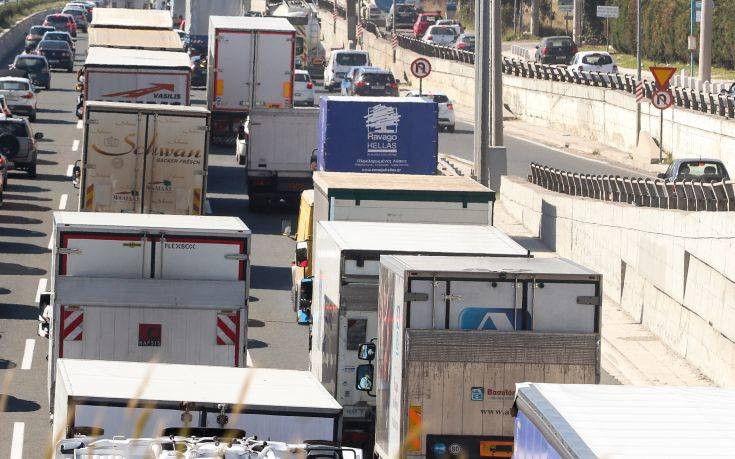 Απαγόρευση κυκλοφορίας φορτηγών: Πού και μέχρι πότε θα ισχύσουν τα μέτρα