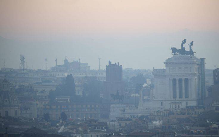 Τετραήμερο «φρένο» στα αυτοκίνητα ντίζελ επέβαλε η Ρώμη λόγω νέφους