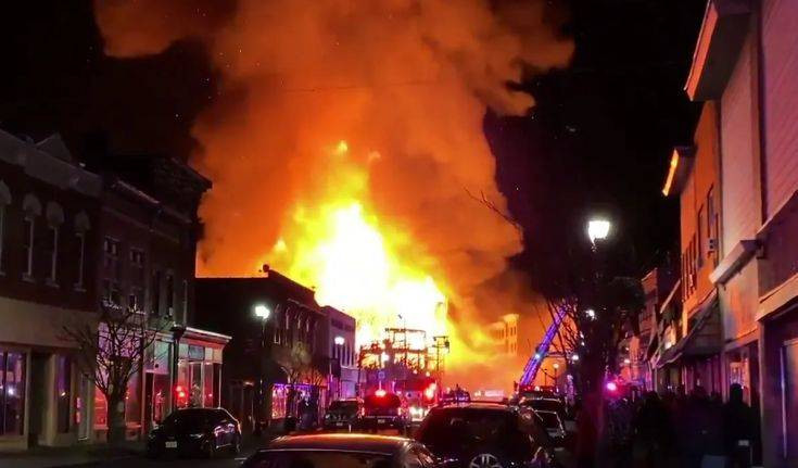 Μεγάλη φωτιά στο Νιου Τζέρσεϊ: Έμειναν χωρίς ρεύμα περίπου 3.000 άνθρωποι