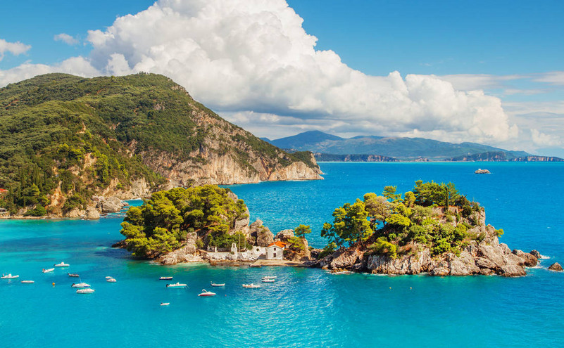 Ένα από τα πιο ιδιαίτερα ελληνικά νησάκια