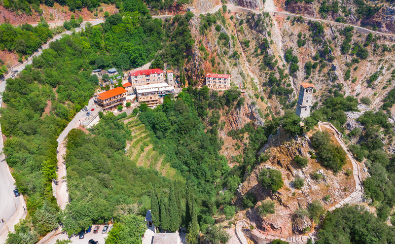 Το μοναστήρι όπου θεραπεύτηκε από τη φυματίωση ο Καραϊσκάκης