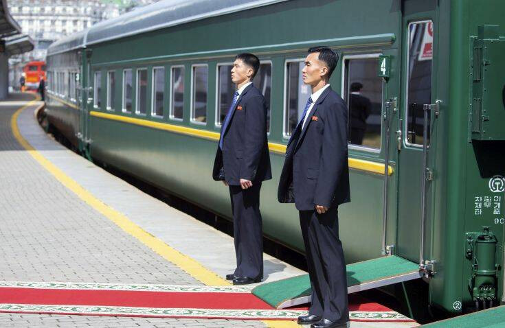 Κοροναϊός: Η Ρωσία αναστέλλει τα δρομολόγια των τρένων προς τη Β. Κορέα