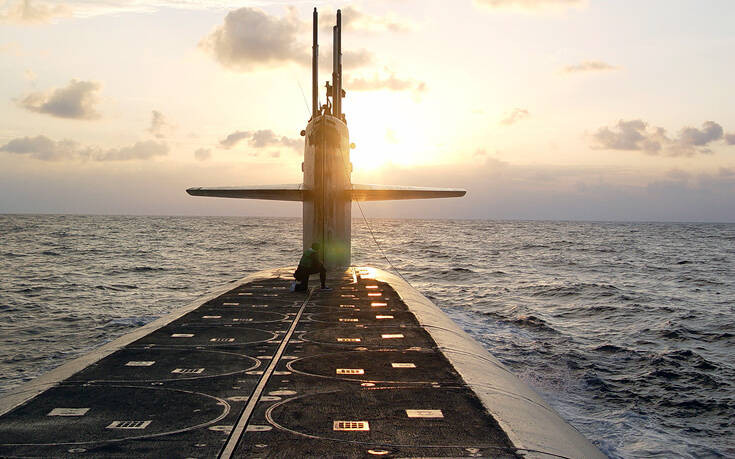Πώς και γιατί εξοπλίζει το αμερικανικό Ναυτικό τα υποβρύχιά του με… λέιζερ