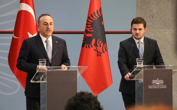 Επίσκεψη Τσαβούσογλου στην Αλβανία: «Θα στηρίξουμε την αδελφική χώρα»