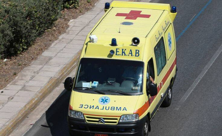 Δυστύχημα στην παλαιά εθνική οδό Αθηνών &#8211; Θηβών: Νεκρός ο οδηγός αυτοκινήτου που συγκρούστηκε μετωπικά με φορτηγό