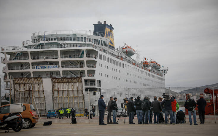 Κορονοϊός: Αρχίζει η μεταφορά 261 επιβαινόντων του πλοίου «Ελευθέριος Βενιζέλος»