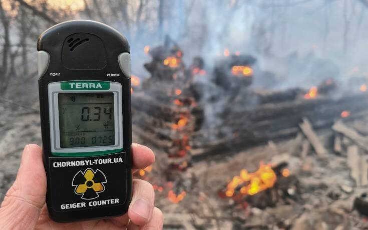 «H πυρκαγιά που μαίνεται κοντά στο Τσερνόμπιλ προκαλεί κίνδυνο ραδιενεργού ακτινοβολίας»