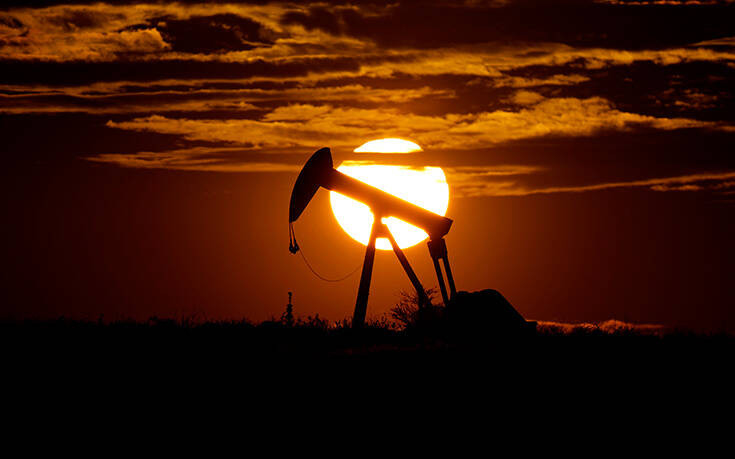 Μειώνεται η παγκόσμια ζήτηση για πετρέλαιο