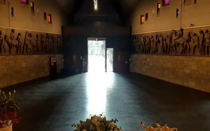 Ιταλία &#8211; Κορονοϊός: Επιτέλους άδεια από φέρετρα η εκκλησία του Μπέργκαμο