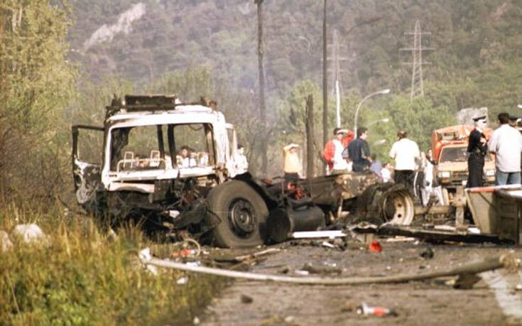 Καμένα Βούρλα: 21 χρόνια από την τραγωδία με τους νεκρούς πυροσβέστες που σόκαρε την Ελλάδα