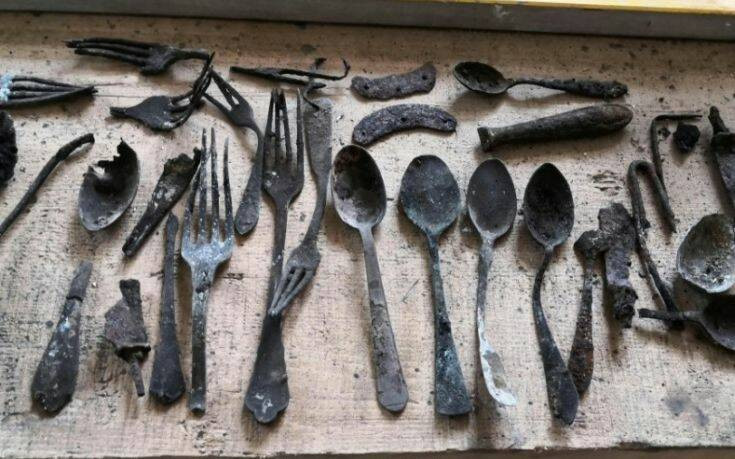 Αντικείμενα που είχαν κρύψει οι εκτοπισμένοι βρέθηκαν σε καμινάδα στο Άουσβιτς