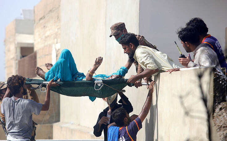 Μετάλλαξη Όμικρον: Πρώτο κρούσμα στο Πακιστάν