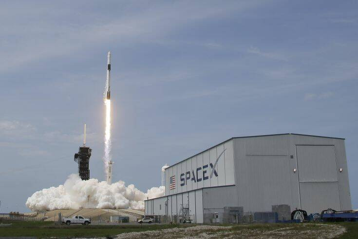 SpaceX: Το Crew Dragon προσδέθηκε στον Διεθνή Διαστημικό Σταθμό