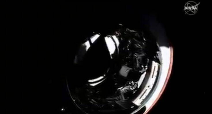 Δείτε live: SpaceX: Έφτασαν στον Διεθνή Διαστημικό Σταθμό οι αστροναύτες του Dragon