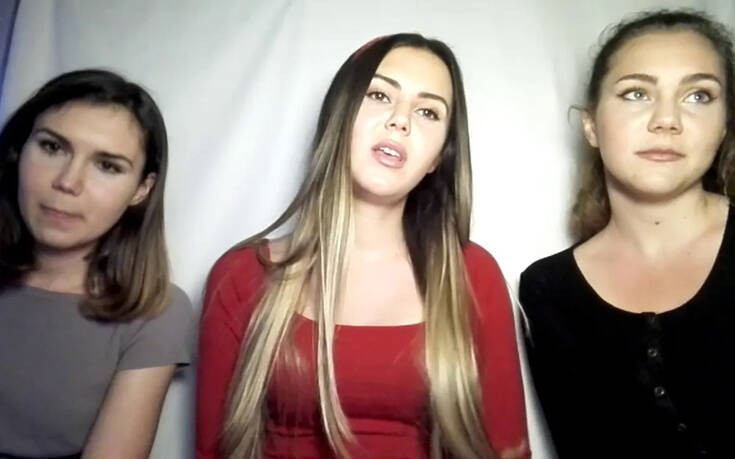 Το χριστιανικό ραπ από τρεις αδελφές στην Αθήνα που «έβαλε φωτιά» στο διαδίκτυο