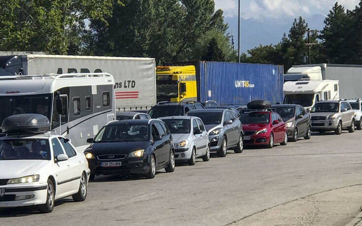 Η Ελλάδα κλείνει τα σύνορα με τη Σερβία – Τι έδειξαν τα επιδημιολογικά δεδομένα