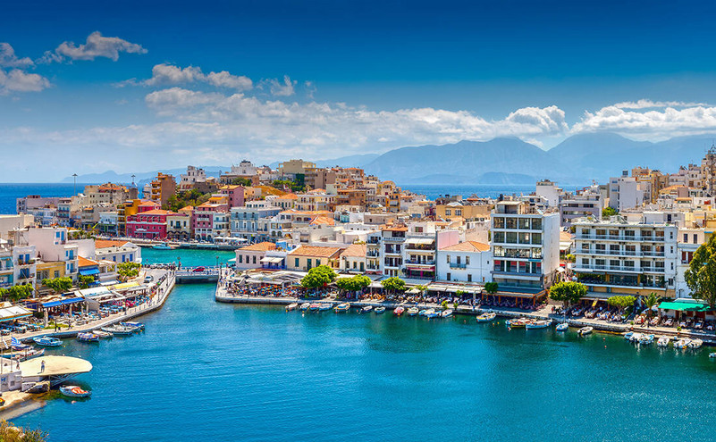 Ο γραφικός Άγιος Νικόλαος της Κρήτης θα σας κλέψει την καρδιά