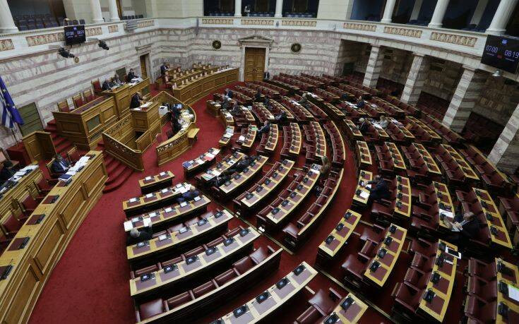 Έκλεισε για καλοκαίρι η Βουλή: 95 νομοσχέδια ψήφισε η Ολομέλεια σε έναν χρόνο