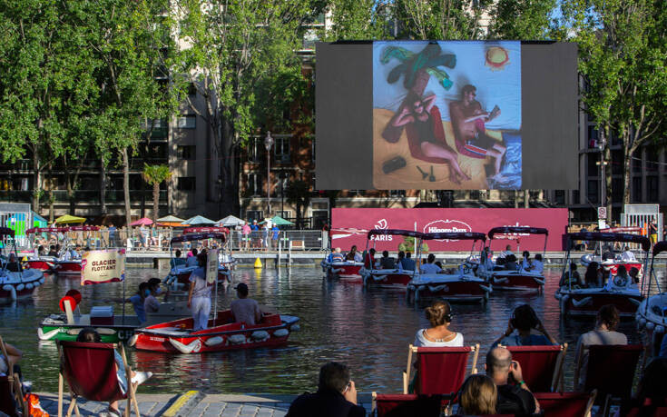 «Σινεμά στο νερό» στο Παρίσι στην εποχή του κορονοϊού
