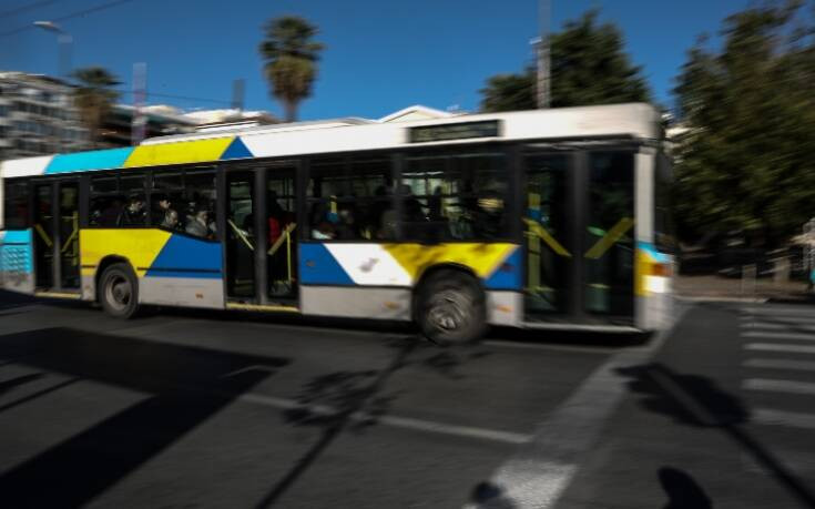 Χυδαίες εκφράσεις οδηγού λεωφορείου σε δύο γυναίκες &#8211; Το βίντεο από τη φραστική επίθεση