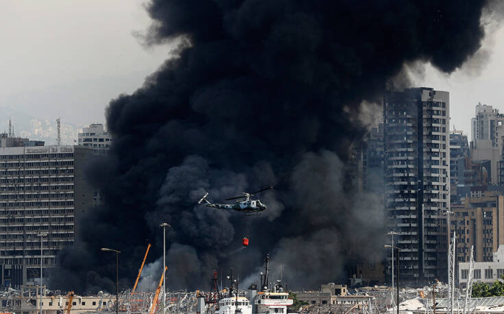 Φωτιά στο λιμάνι της Βηρυτού: Δολιοφθορά βλέπει ο πρόεδρος του Λιβάνου