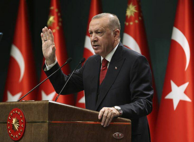 Νέες προκλητικές δηλώσεις από τον Ερντογάν: Θα συνεχίσουμε να υπερασπιζόμαστε τη «Γαλάζια Πατρίδα»