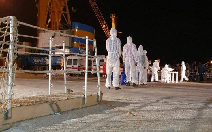 Στη Σικελία μετανάστες που ήταν αποκλεισμένοι σε δεξαμενόπλοιο για 40 ημερές