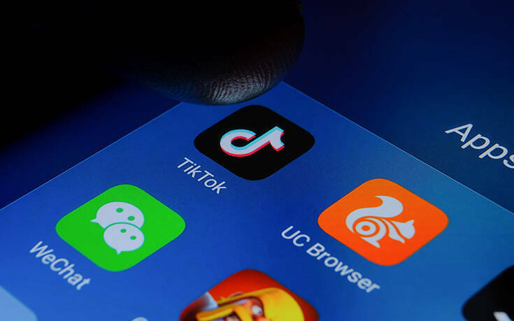 Οι ΗΠΑ ζητούν να τους επιτραπεί ο αποκλεισμός της WeChat από τα κέντρα διάθεσης εφαρμογών
