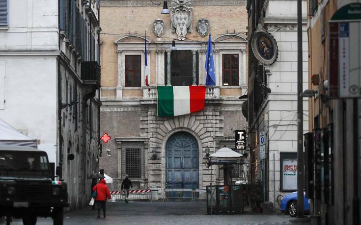 Η Ιταλία εξετάζει την παράταση της κατάστασης έκτακτης ανάγκης λόγω κορονοϊού μέχρι τα τέλη Ιανουαρίου